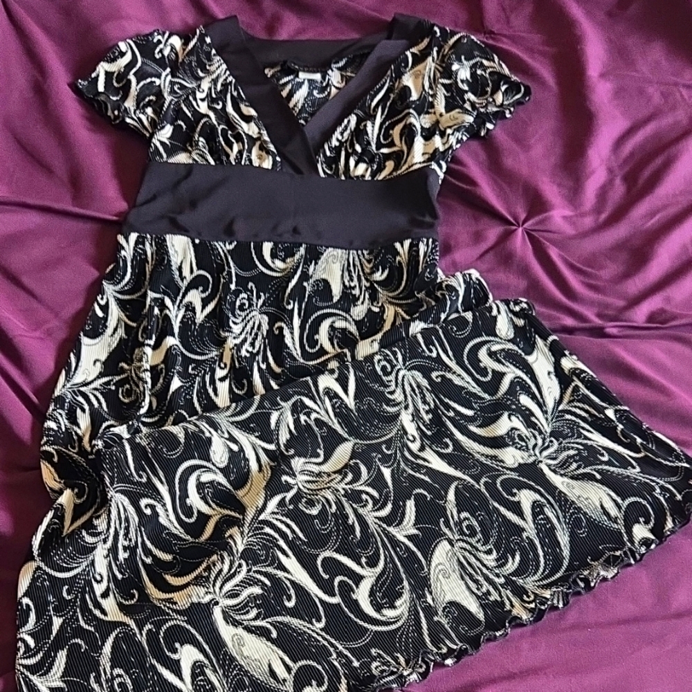 Connected Apparel Black and White  Dress